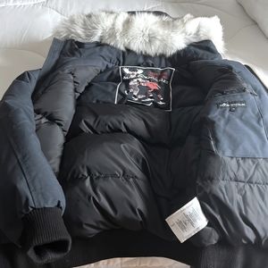 Moose Knuckles Woman Bomber Coat size Medium